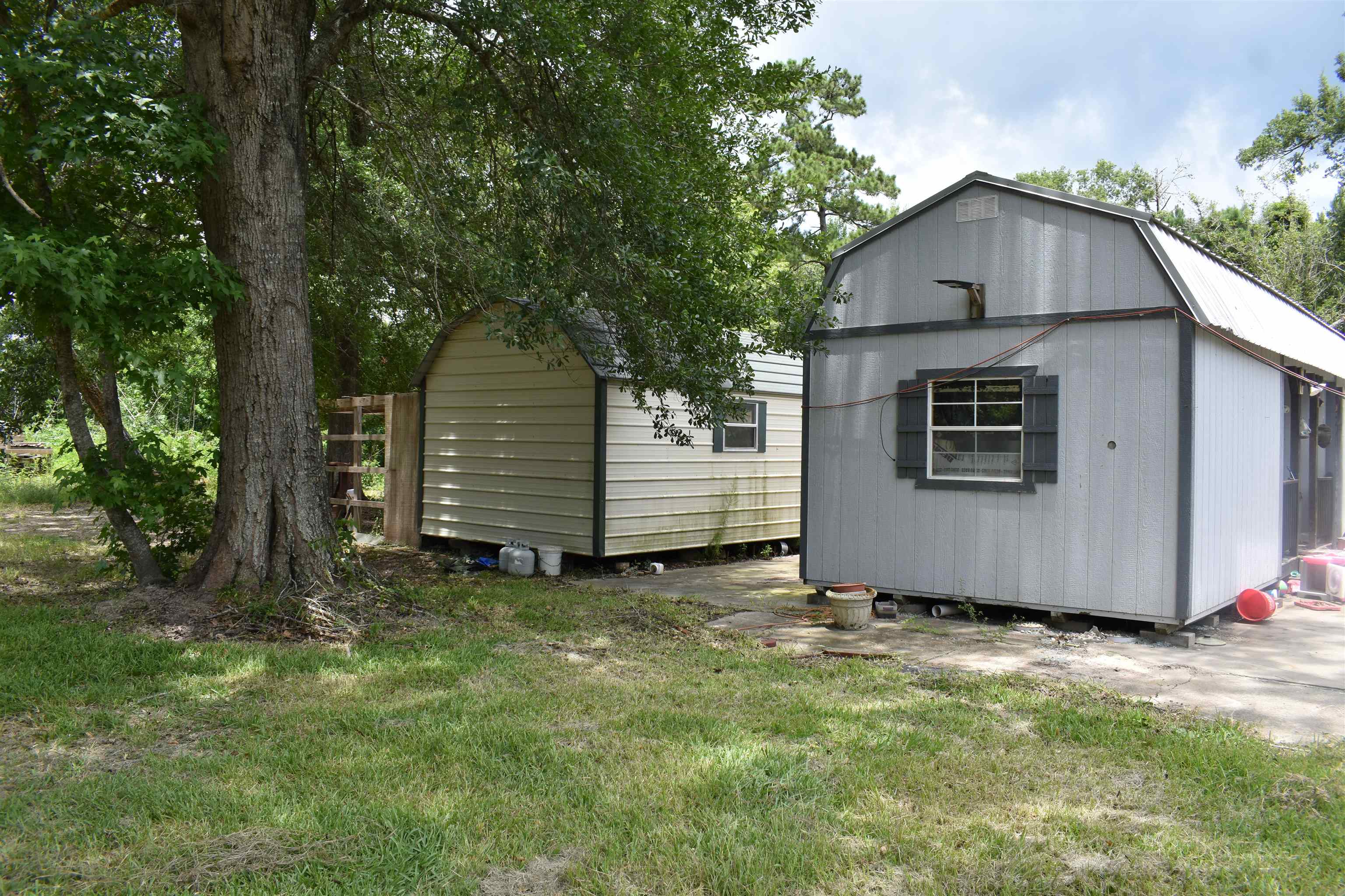 325 Goss Road Orange, TX 77632 - Photo 11 of 32
