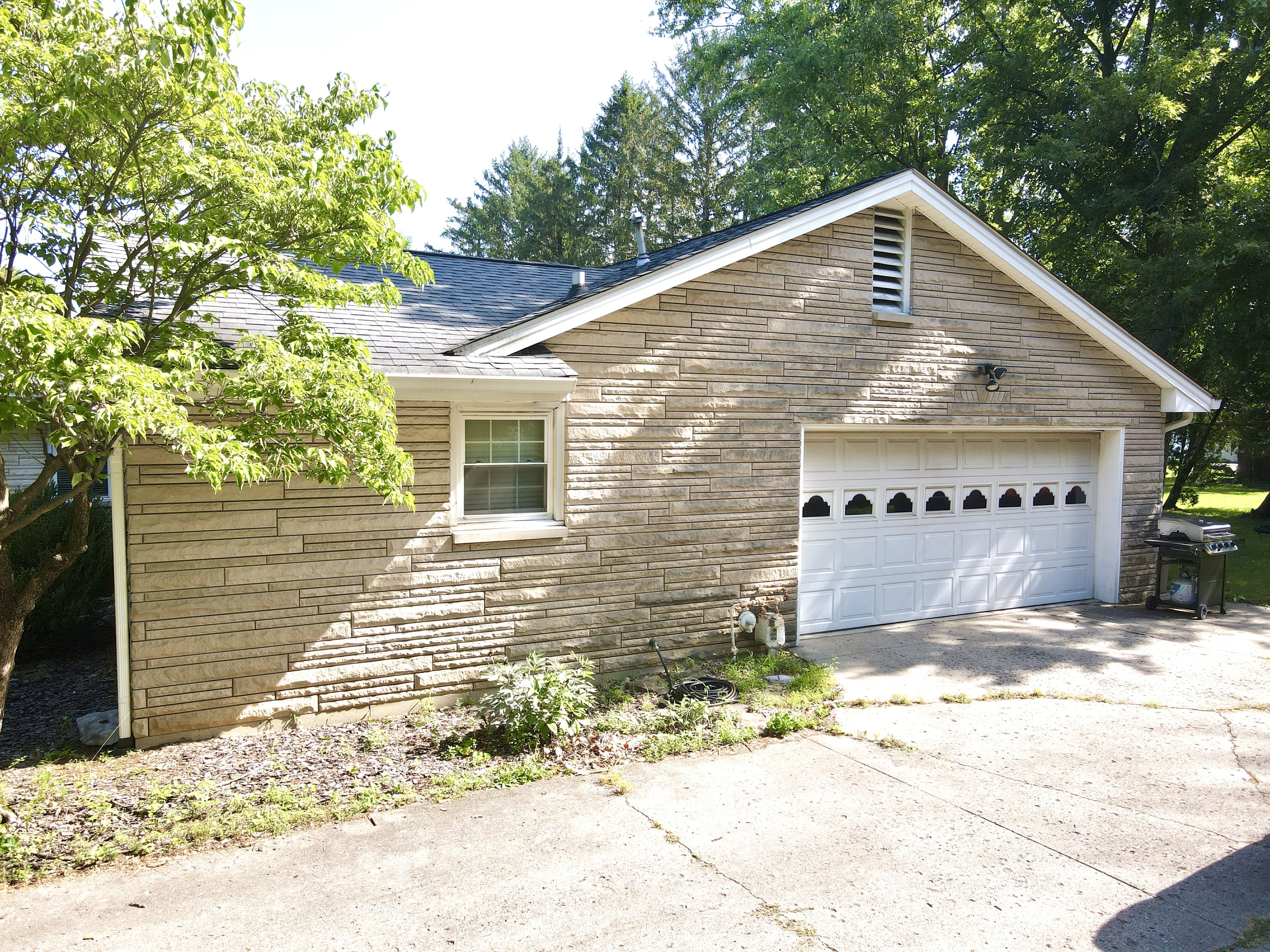 3215 North Marr Road Columbus, IN 47203 - Photo 26 of 29 Gallery Image 26