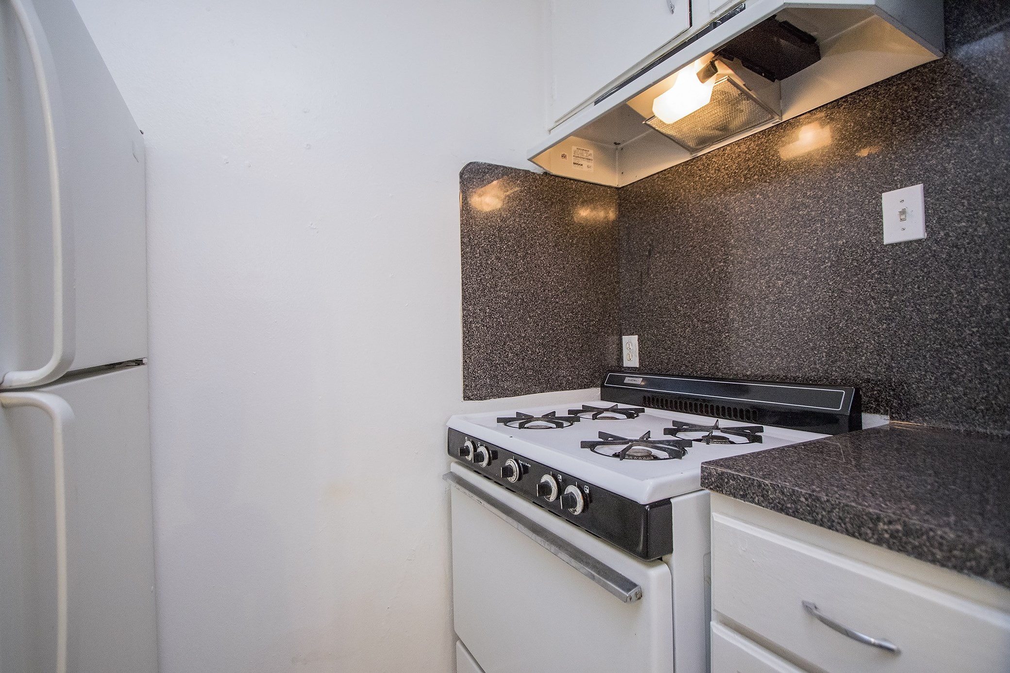 8803 Timberside Drive, Unit 6 Houston, TX 77025 - Photo 2 of 12