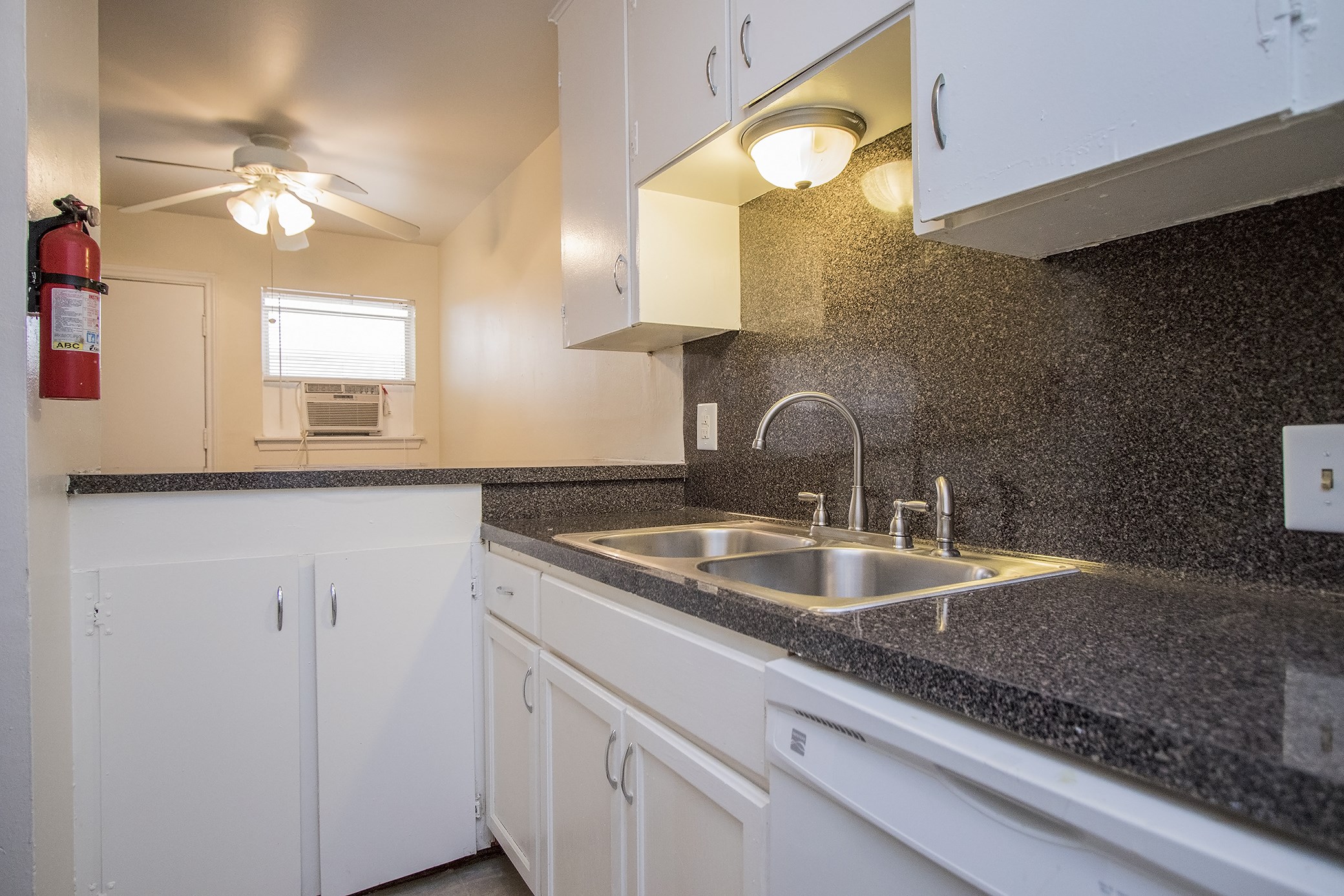 8803 Timberside Drive, Unit 6 Houston, TX 77025 - Photo 3 of 12