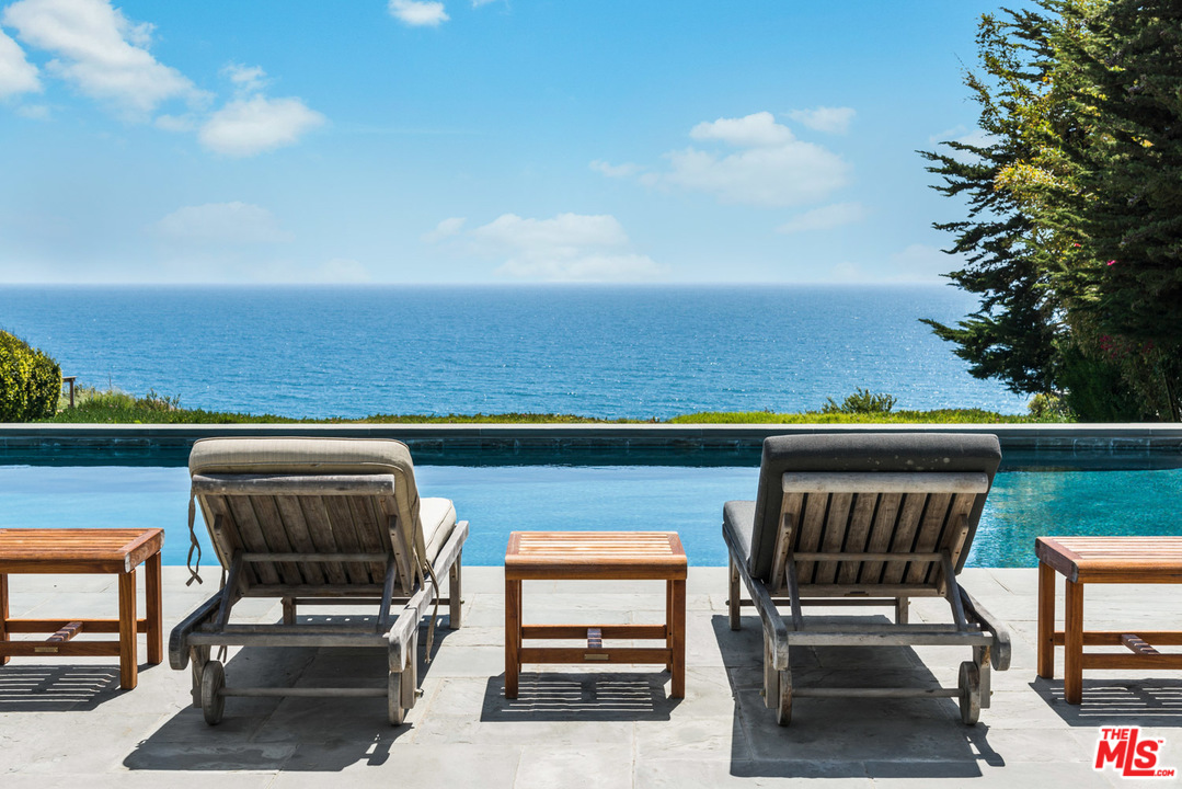 7163 Birdview Avenue Malibu, CA 90265 - Photo 18 of 22