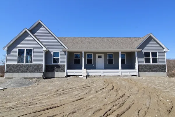 $899,900 | 252 Pine Street, Rehoboth, MA 02769