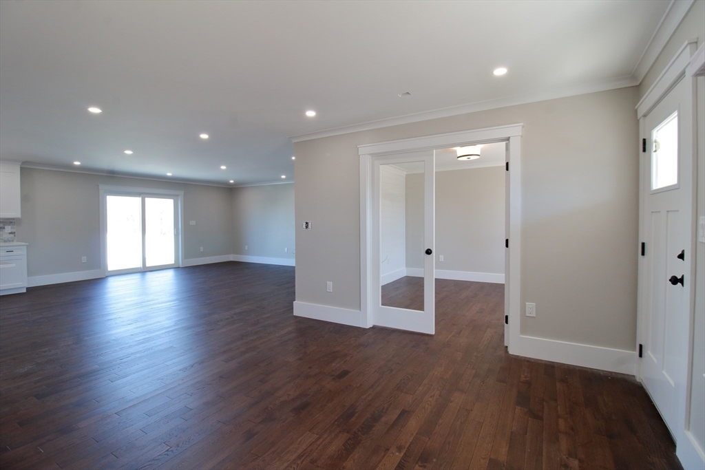 252 Pine Street Rehoboth, MA 02769 - Photo 11 of 29