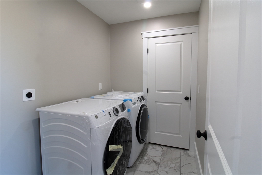 252 Pine Street Rehoboth, MA 02769 - Photo 23 of 29