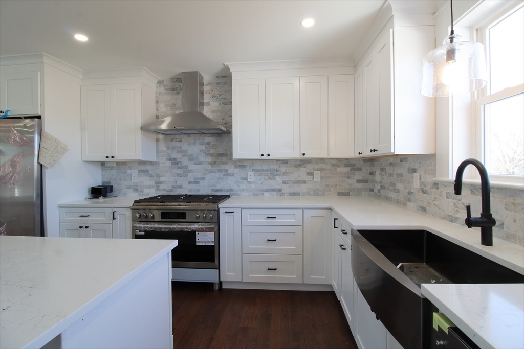 252 Pine Street Rehoboth, MA 02769 - Photo 8 of 29