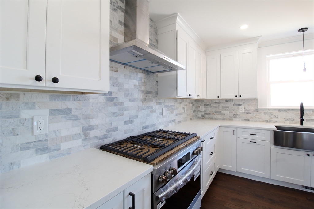 252 Pine Street Rehoboth, MA 02769 - Photo 9 of 29