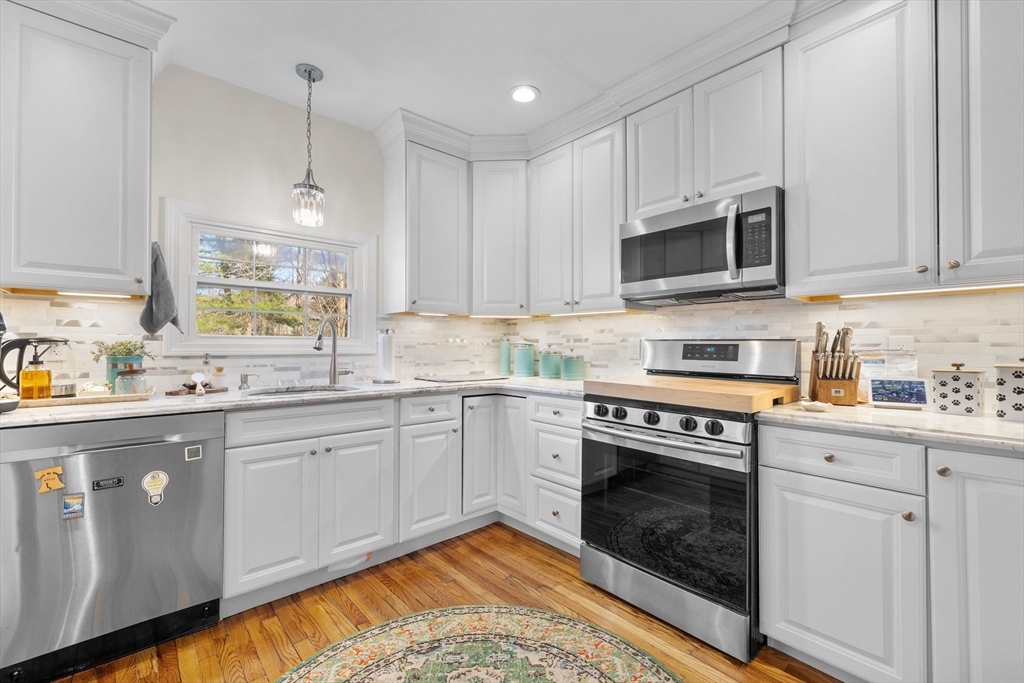 38 Brook Street Georgetown, MA 01833 - Photo 8 of 42