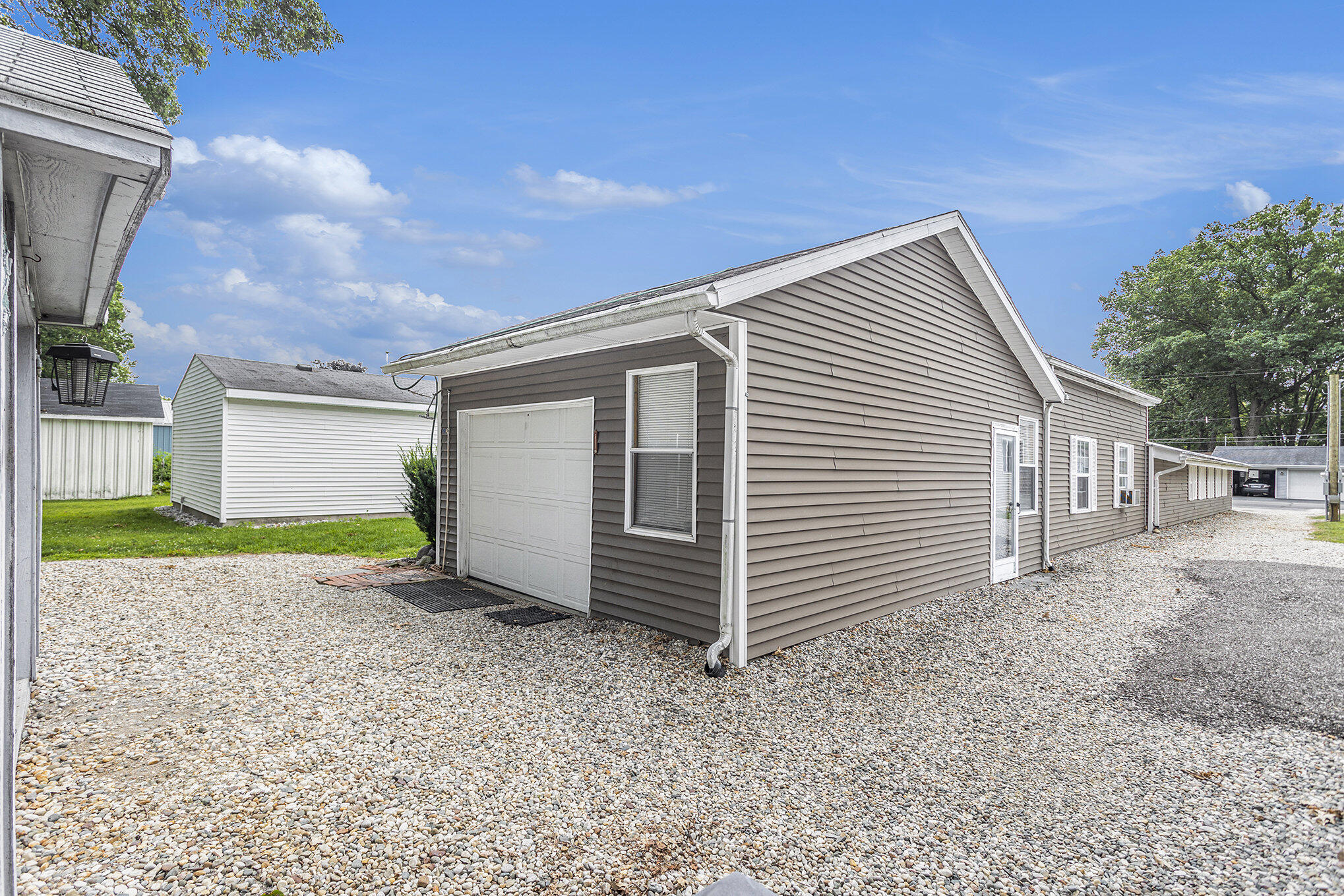 486 Maple Lane Coldwater, MI 49036 - Photo 20 of 29 025_486_maple_ln_coldwater_mi_49036-34