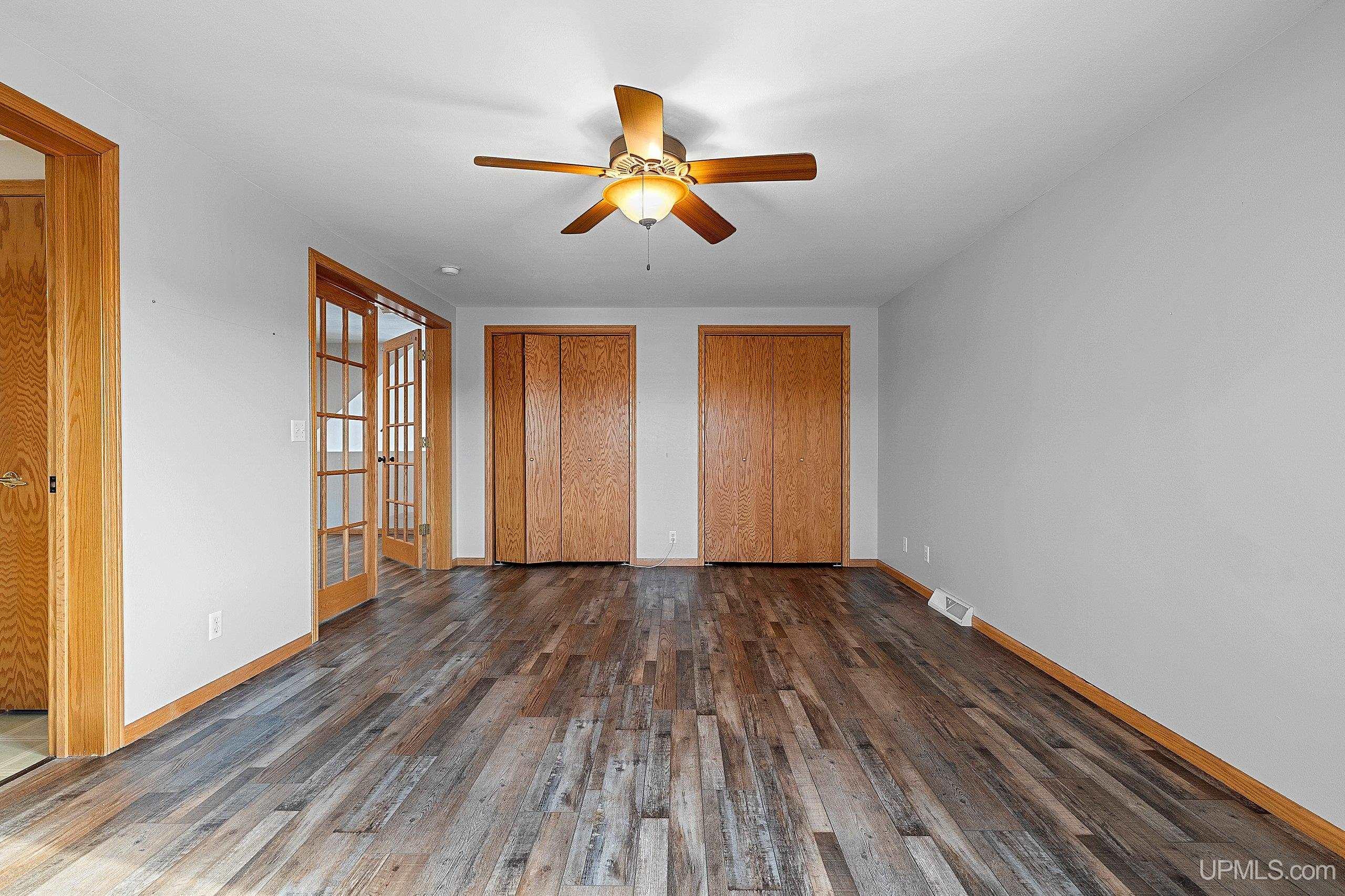 985 Van Ginkel Road Niagara, WI 54151 - Photo 3 of 26
