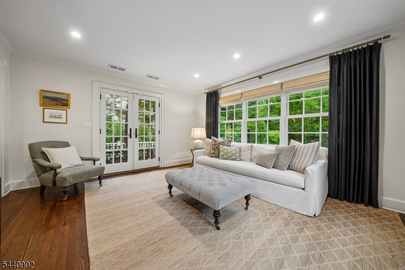 27 Pine Grove Avenue Summit, NJ 07901 - Photo 16 of 37