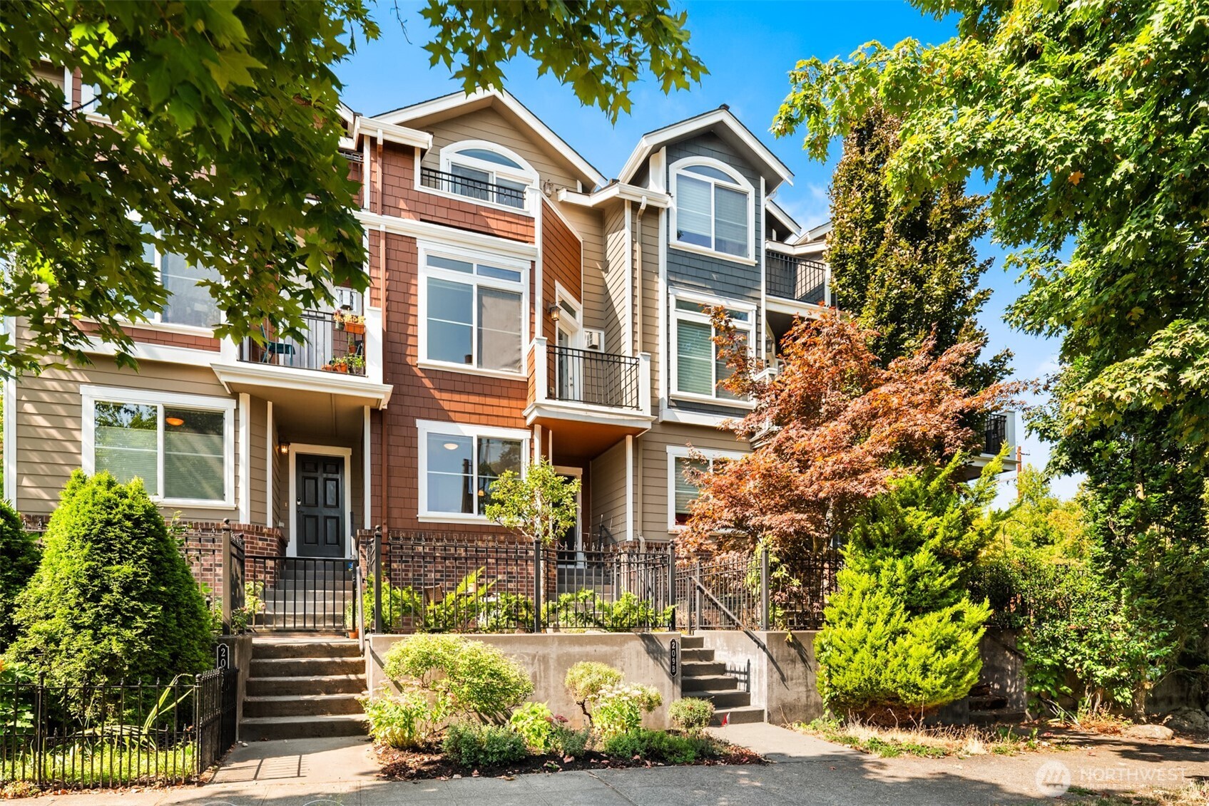 209 18th Avenue East, Unit B Seattle, WA 98112 - Photo 1 of 40