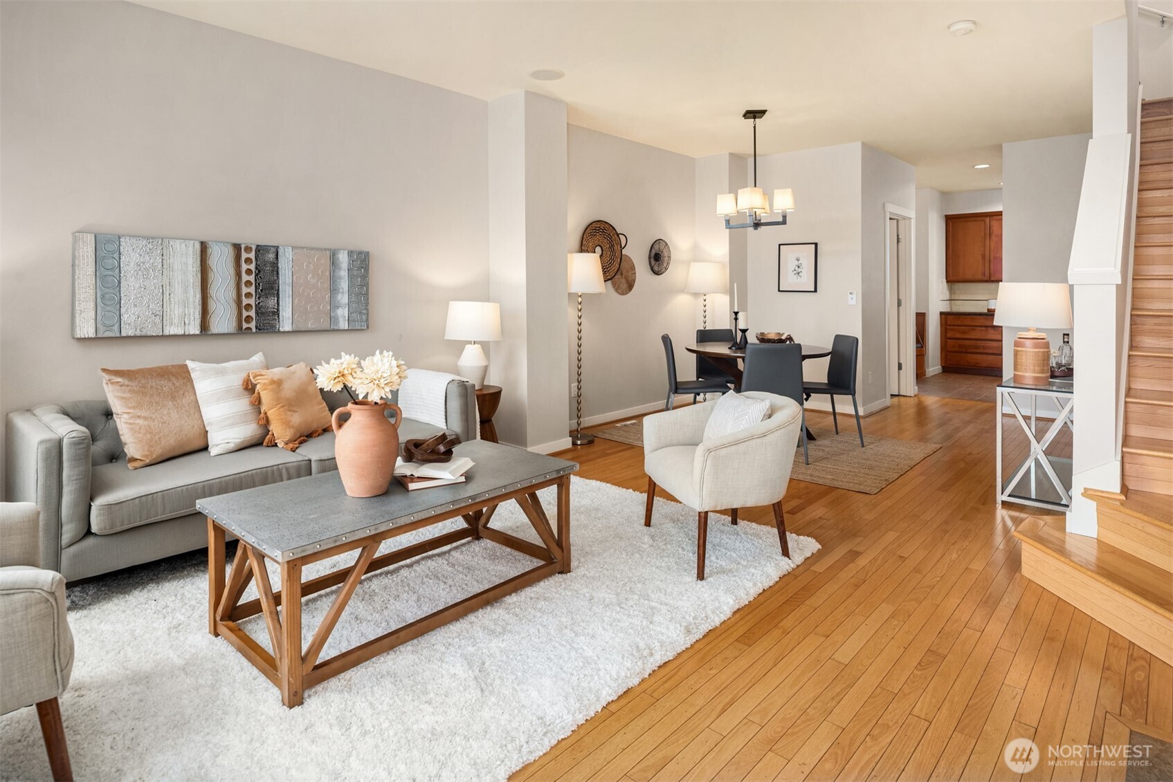 209 18th Avenue East, Unit B Seattle, WA 98112 - Photo 9 of 40