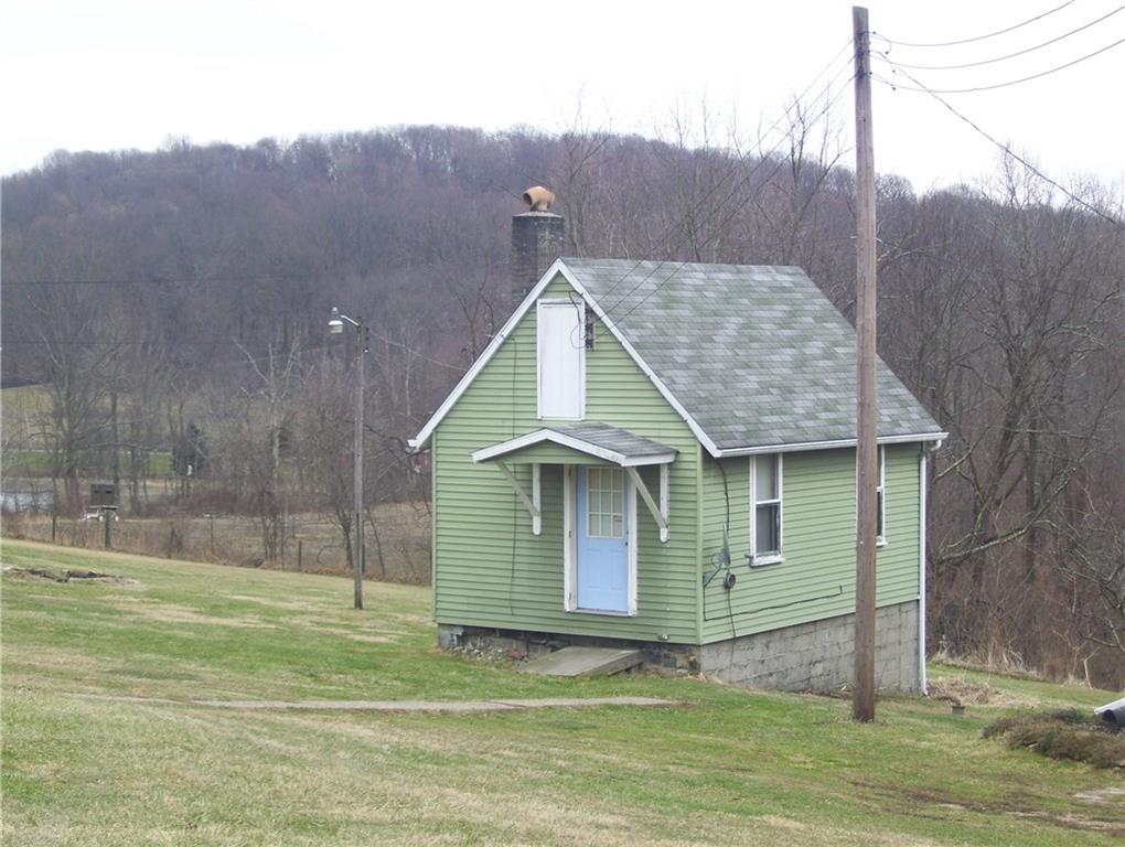 299 Cottom Road Dawson, PA 15428 - Photo 3 of 19