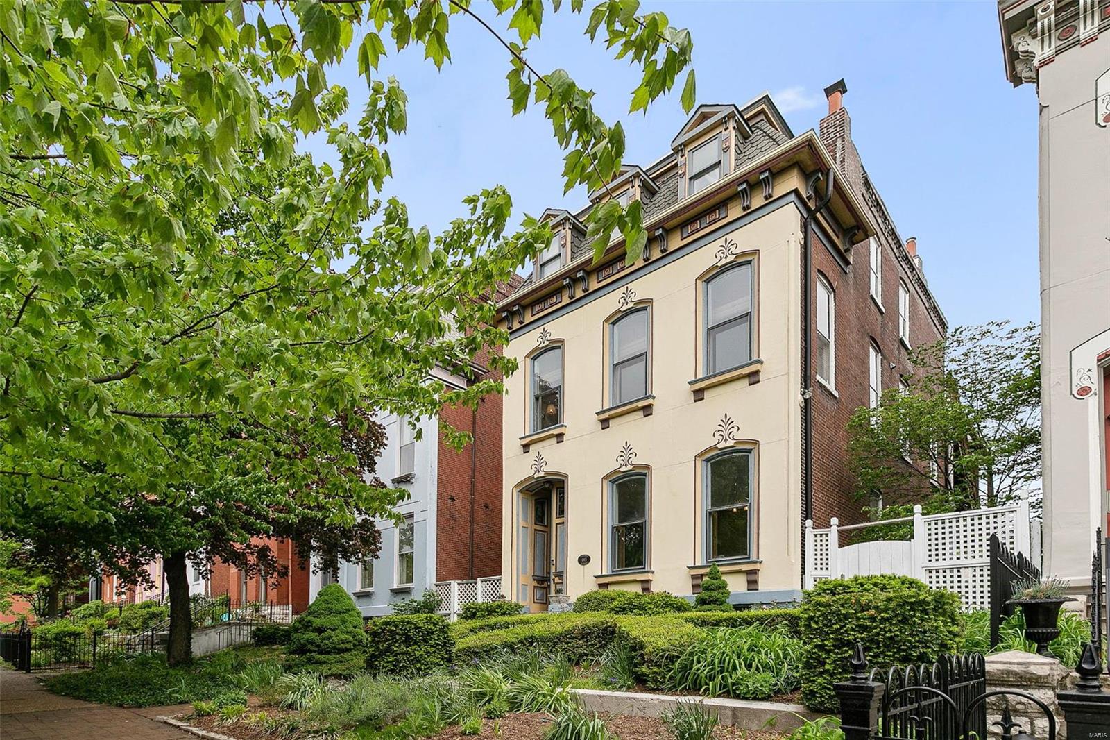 1815 Lafayette Avenue St. Louis, MO 63104 - Photo 2 of 92