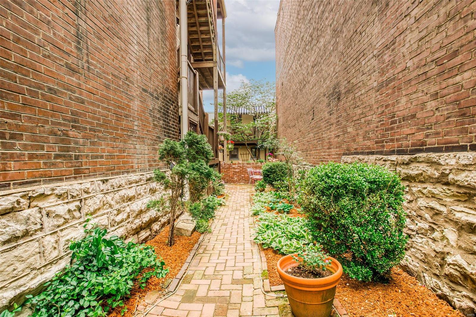 1815 Lafayette Avenue St. Louis, MO 63104 - Photo 90 of 92