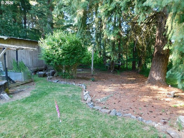 1105 Riverside Drive, Unit 32 Vernonia, OR 97064 - Photo 34 of 37 Backyard