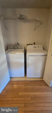 a view of utility room