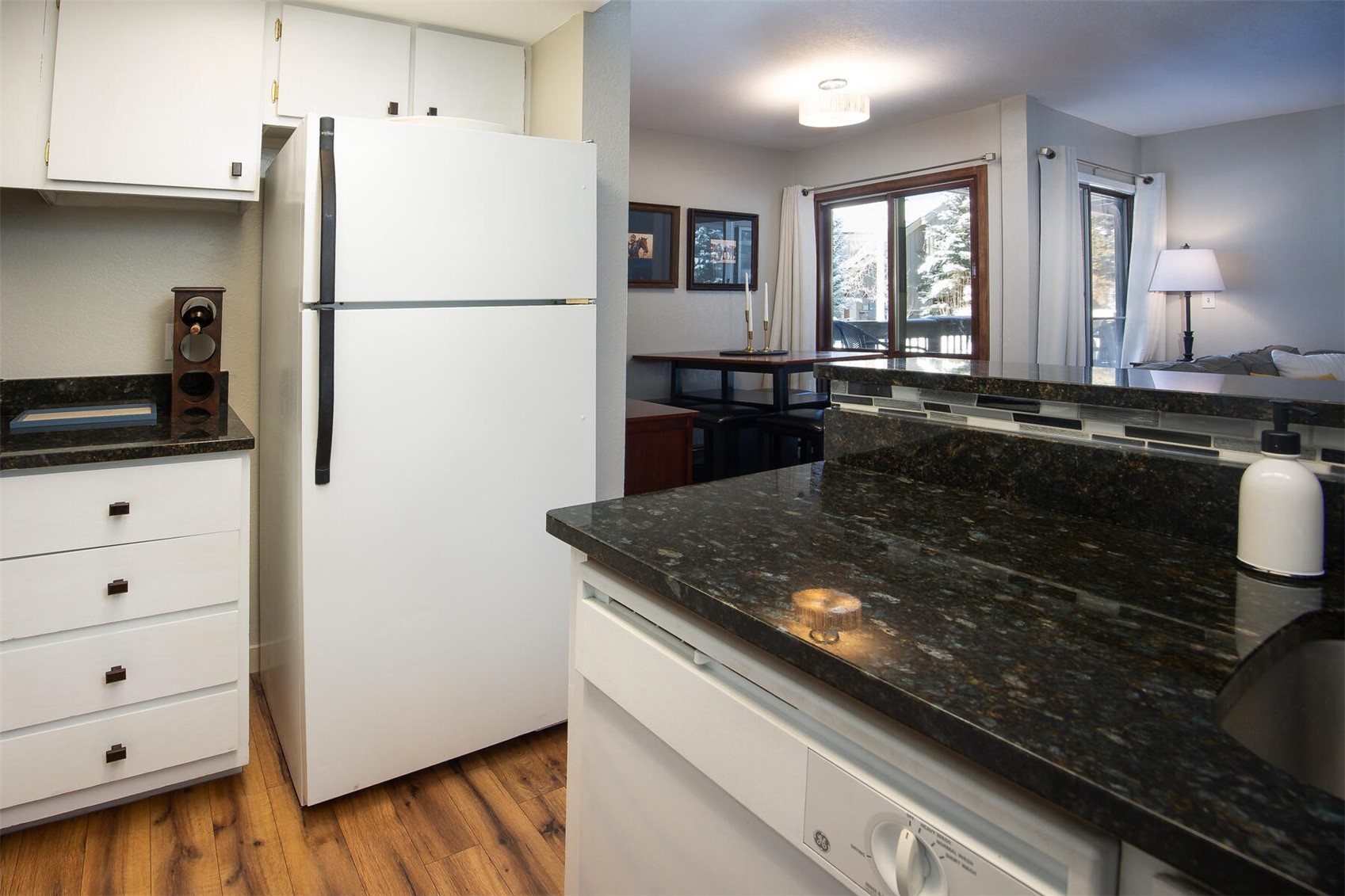 373 Wild Irishman Road, Unit 1095 Keystone, CO 80435 - Photo 12 of 35 Kitchen with everything you need!
