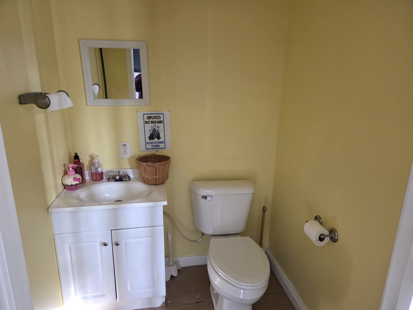 502 Old Brickyard Road McLeansboro, IL 62859 - Photo 9 of 16