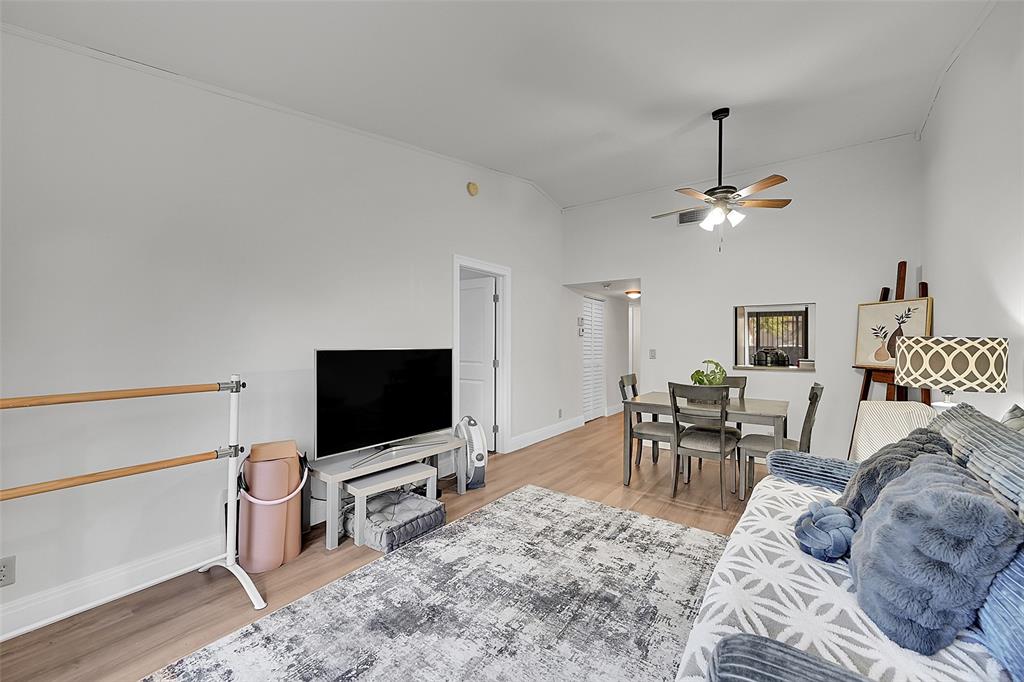 2351 Northwest 37th Avenue Pompano Beach, FL 33066 - Photo 15 of 19