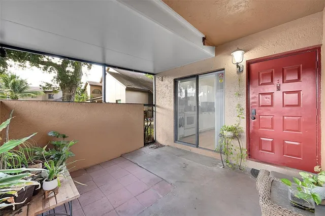 $2,275 | 2351 Northwest 37th Avenue, Pompano Beach, FL 33066