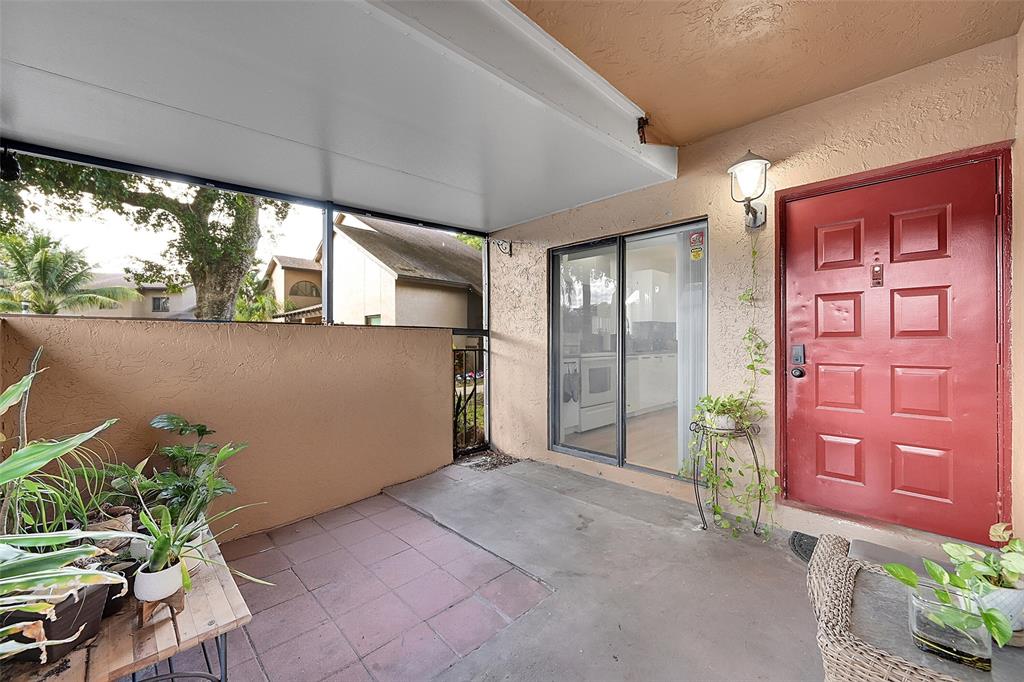 2351 Northwest 37th Avenue Pompano Beach, FL 33066 - Photo 2 of 19