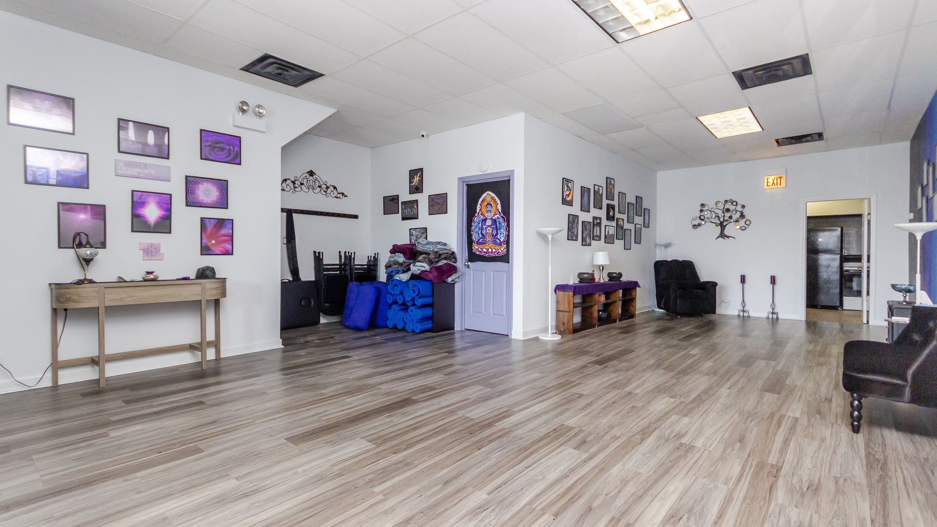 3323 North Pulaski Road Chicago, IL 60641 - Photo 6 of 12 a living room with furniture and wooden floor