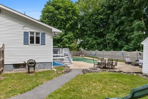 $619,000 | 447 Shawsheen Street, Tewksbury, MA 01876