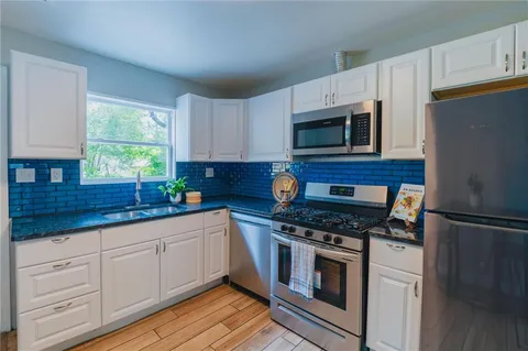 $218,000 | 5034 Ottawa Street, Kansas City, KS 66106