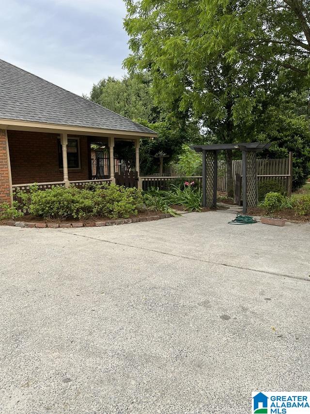 101 Round Forest Drive Clanton, AL 35045 - Photo 3 of 18