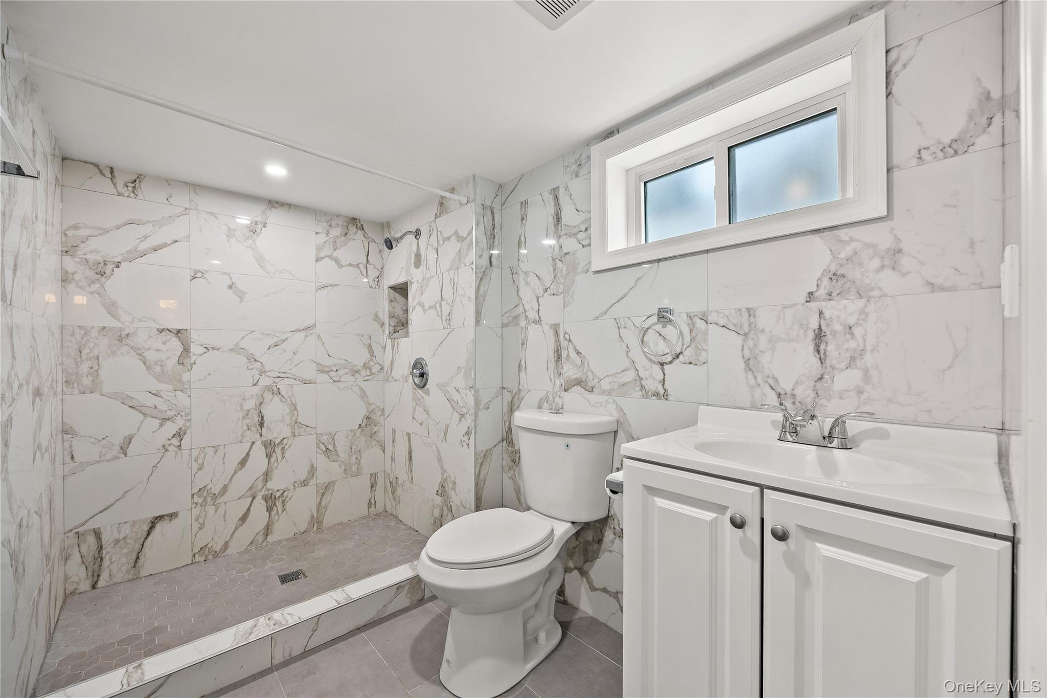 425 Marcellus Road Mineola, NY 11501 - Photo 15 of 20 Gallery Image 15