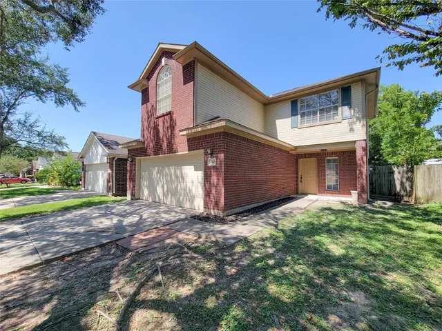 a house view with a outdoor space