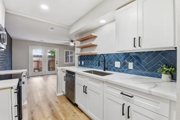 $270,000 | 1147 Country Pl Drive, Houston, TX 77079