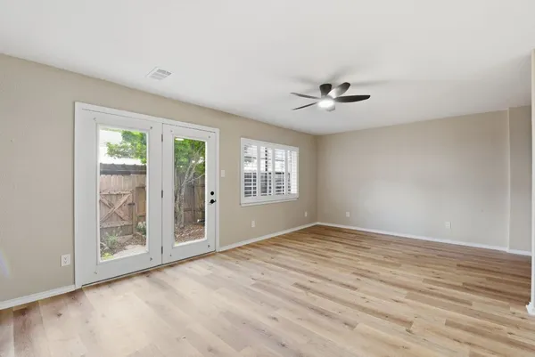 $270,000 | 1147 Country Pl Drive, Houston, TX 77079