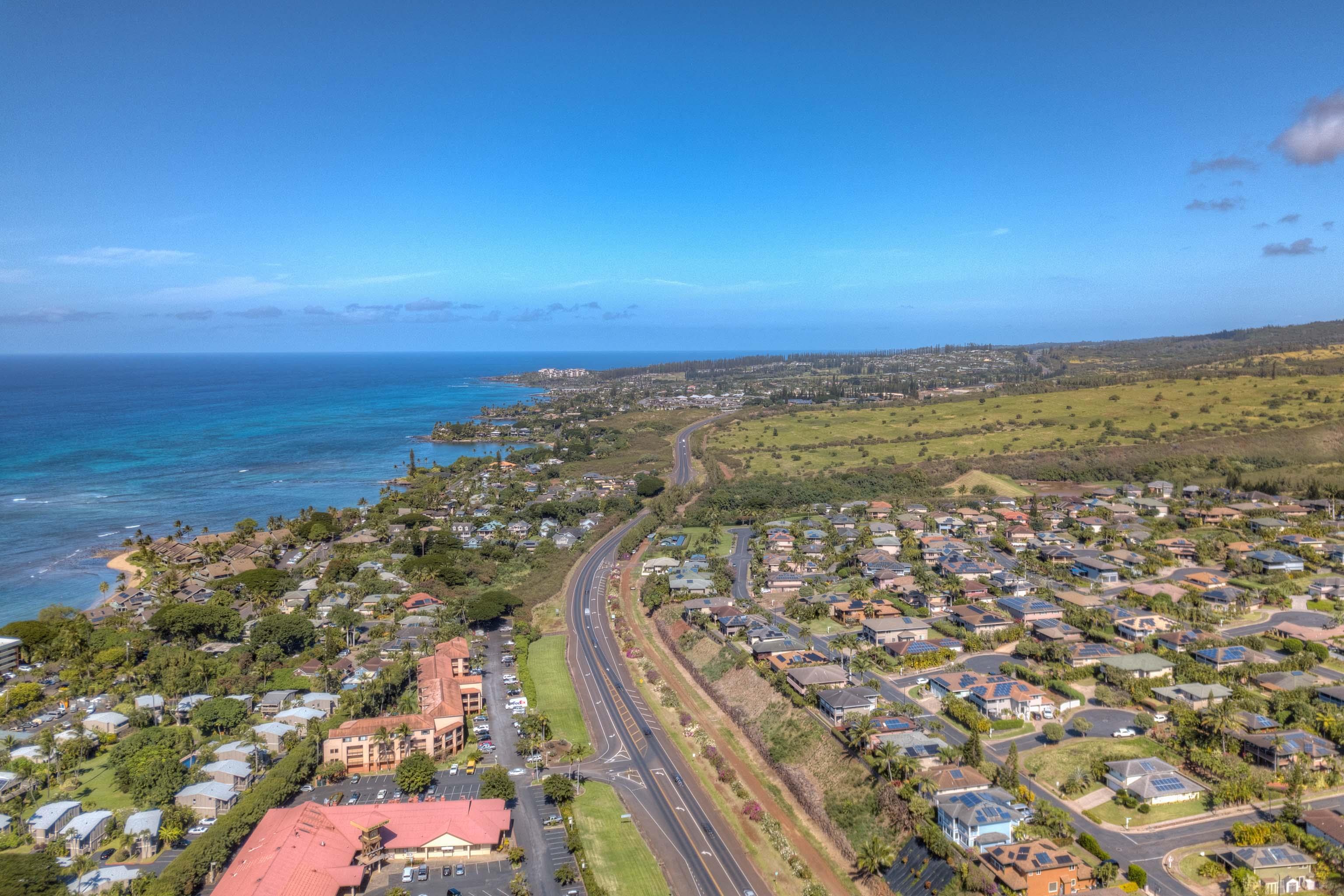 4310 Lower Honoapiilani Road, Unit 418 Lahaina, HI 96761 - Photo 29 of 31 view of city and ocean