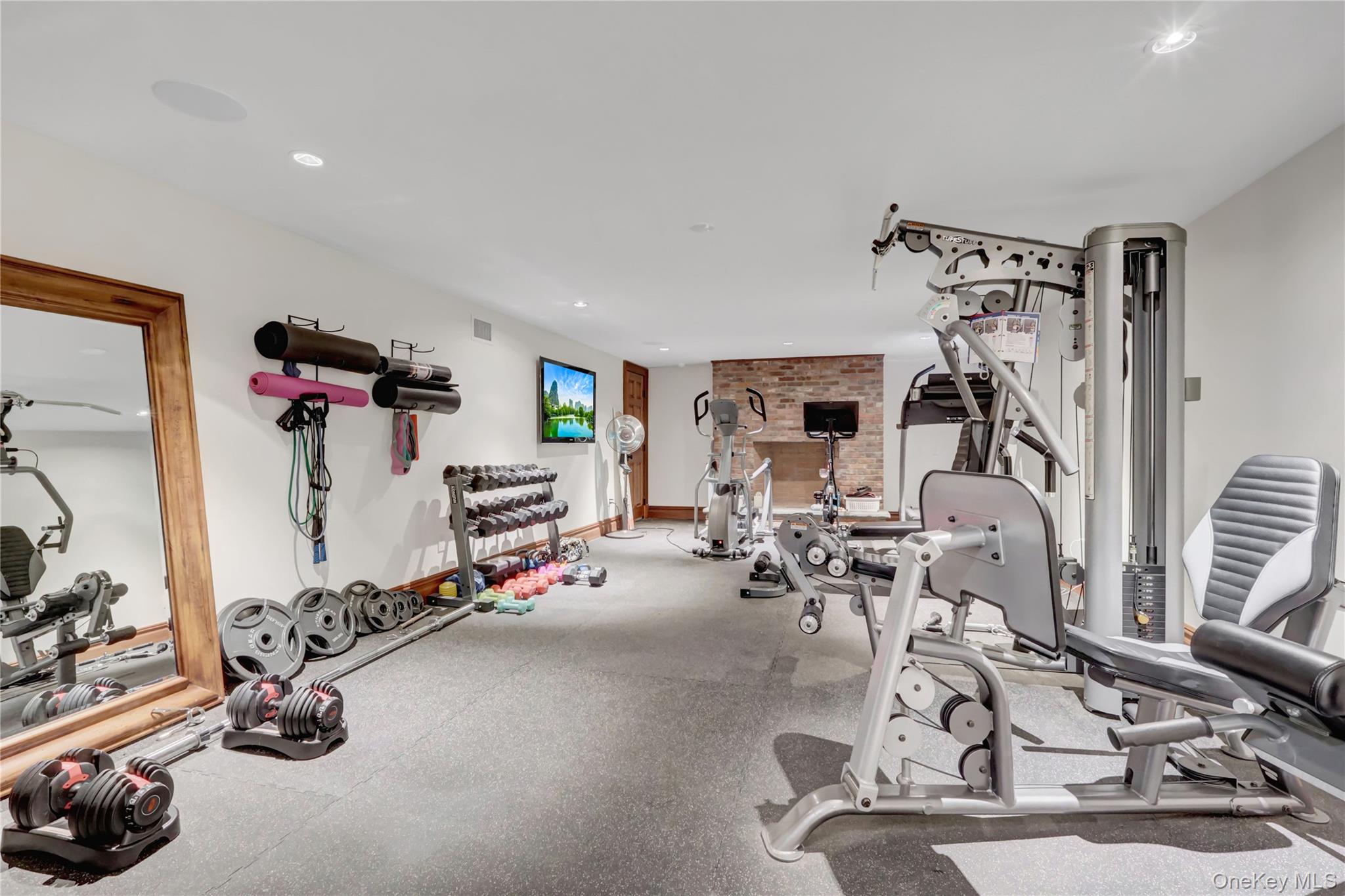63 Dyke Road Setauket, NY 11733 - Photo 46 of 49 Exercise room featuring recessed lighting