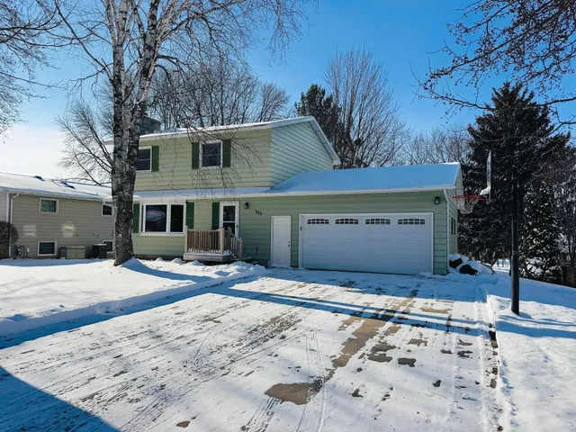 $339,900 | 925 Byron Avenue North, Byron, MN 55920