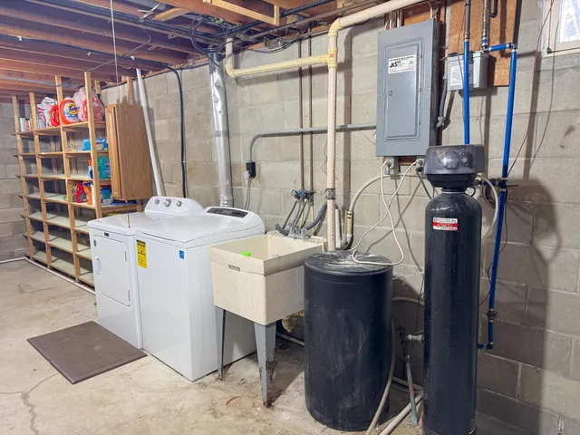 $339,900 | 925 Byron Avenue North, Byron, MN 55920