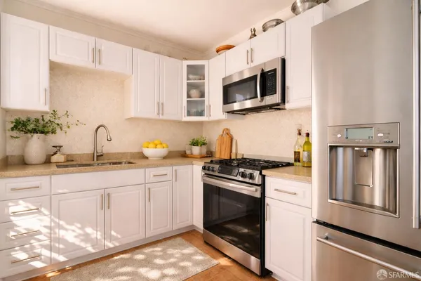 $2,895,000 | 1863-1865 Filbert Street, San Francisco, CA 94123