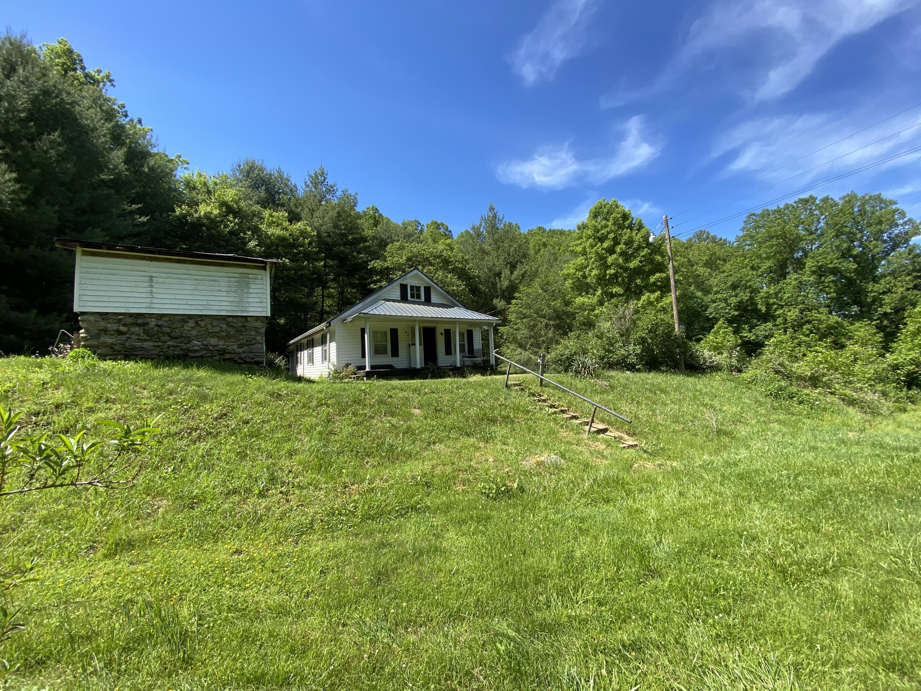 1240 Poga Road Butler, TN 37640 - Photo 13 of 29 0B324E5A-497D-4371-BF2C-10A840F09EDC