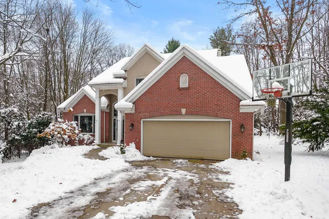 $550,000 | 6086 Taggers Trail, Richland, MI 49083