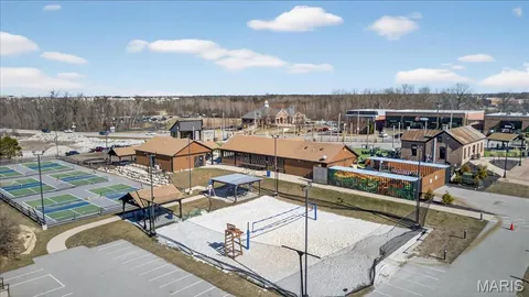 $435,000 | 10 Muir Trail, Cottleville, MO 63304