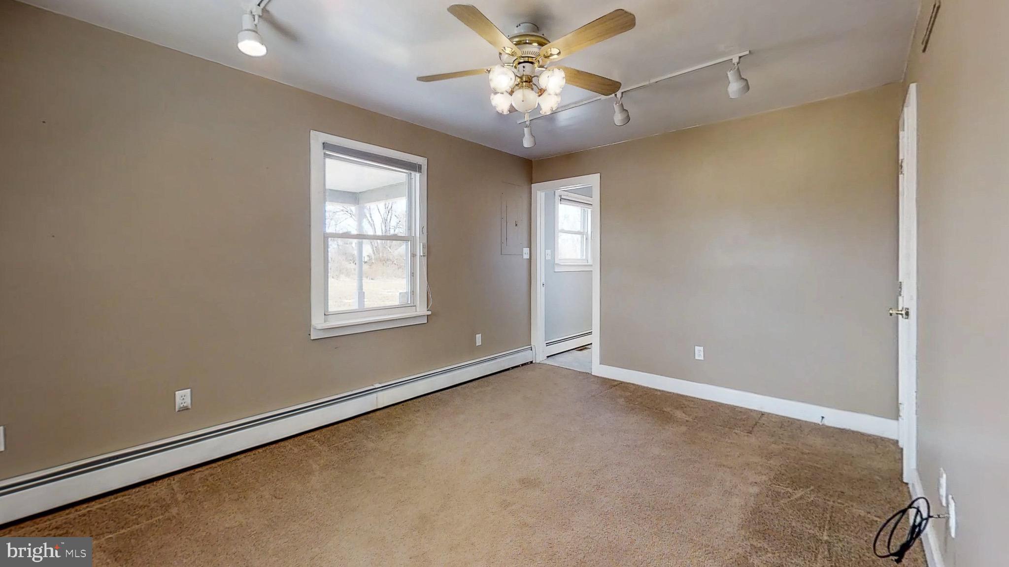 122 Red Lion Road Southampton, NJ 08088 - Photo 14 of 26 Office (1st Floor)