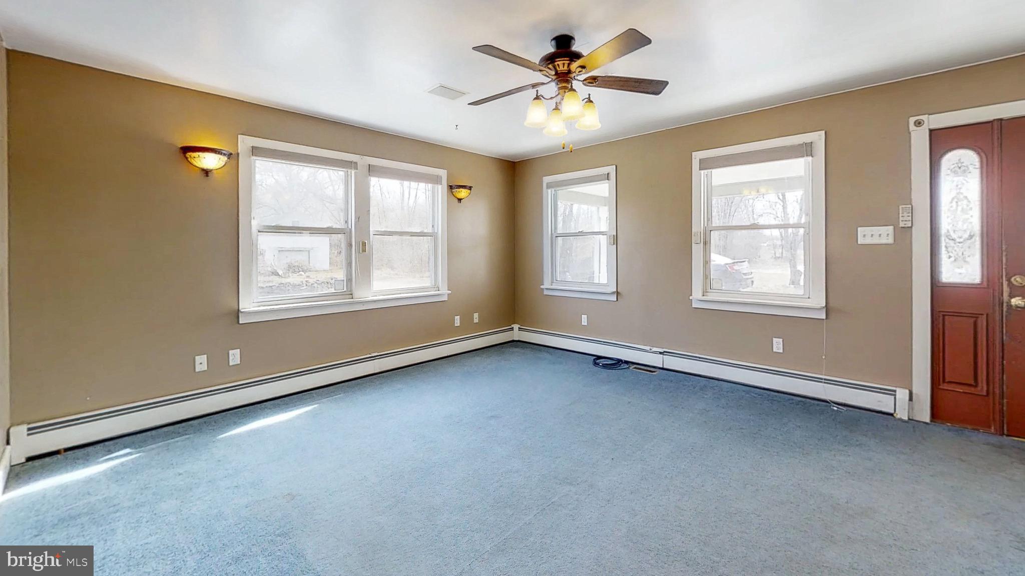 122 Red Lion Road Southampton, NJ 08088 - Photo 5 of 26 Custom Lighting in Family Room