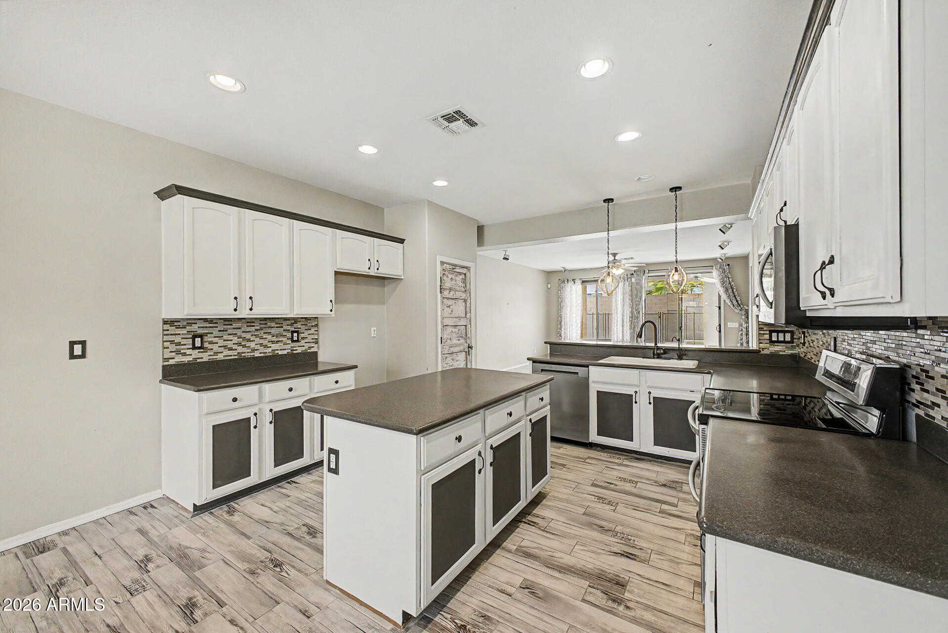 18585 East Ryan Road Queen Creek, AZ 85142 - Photo 12 of 25 20-Ryan