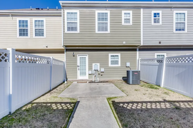 $1,800 | 304 Oldbury Lane, Spring Hill, TN 37174