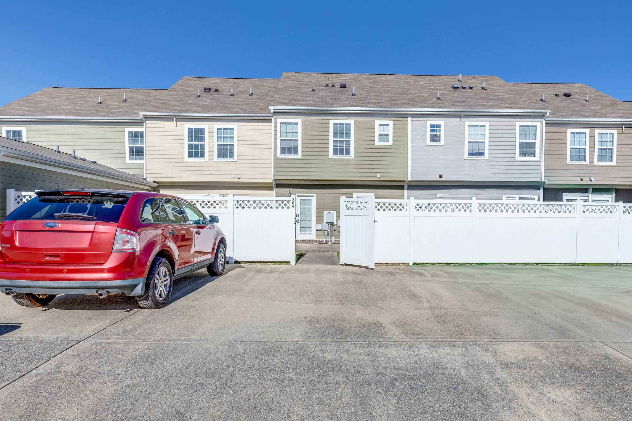 304 Oldbury Lane Spring Hill, TN 37174 - Photo 7 of 41 a view of a car in front of a building
