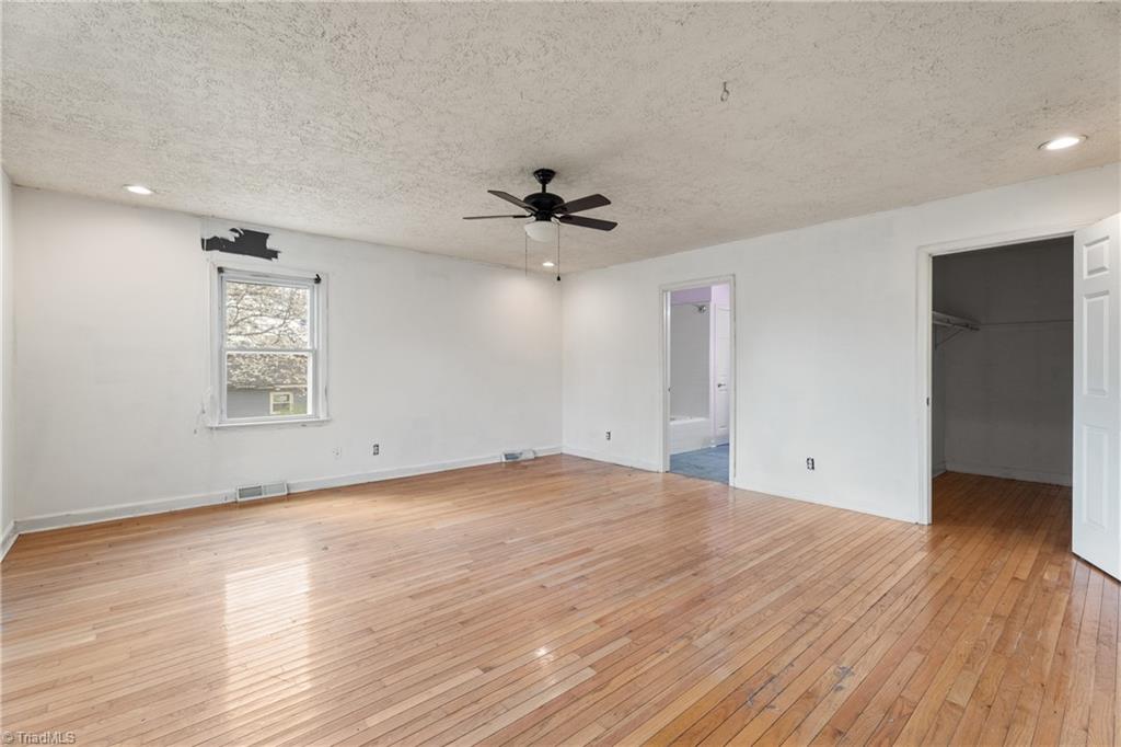 905 West Clemmonsville Road Winston-Salem, NC 27127 - Photo 12 of 31