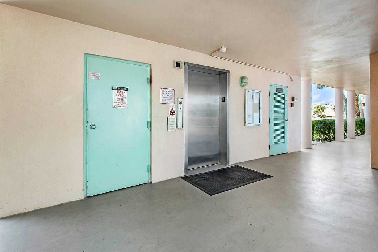 353 Highway 1, Unit A307 Jupiter, FL 33477 - Photo 23 of 27 003-353SUSHighway1-Jupiter-FL-small