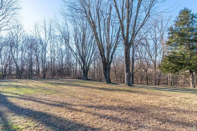 $258,000 | 14500 North County Road 675 East, Elnora, IN 47529